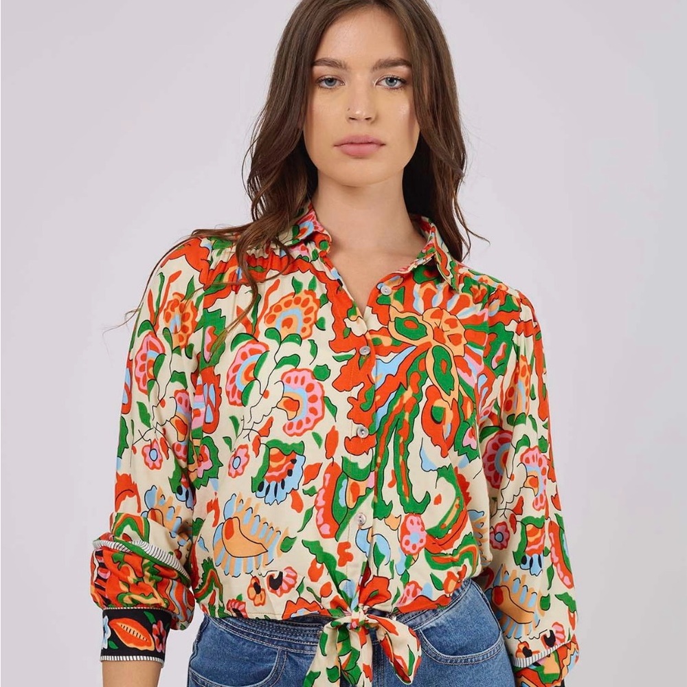 cupcakes & cashmere Multicolor Paisley Blouse